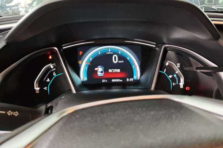 Used Honda Civic 2016 220TURBO CVT Luxury Edition
