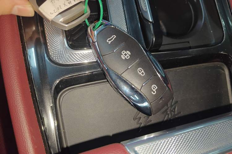 Used Hongqi H5 2024 1.5T DCT Smart Connect Flagship Edition
