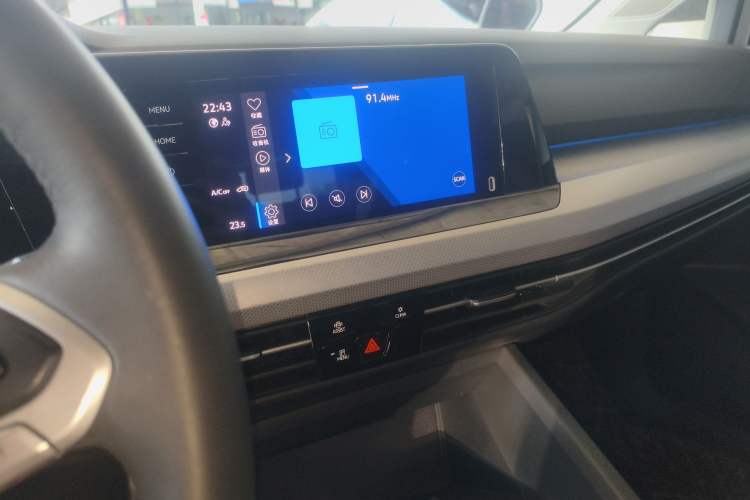 Used Volkswagen Golf 2023 Facelift 280TSI DSG Pro Audio And AC Panel