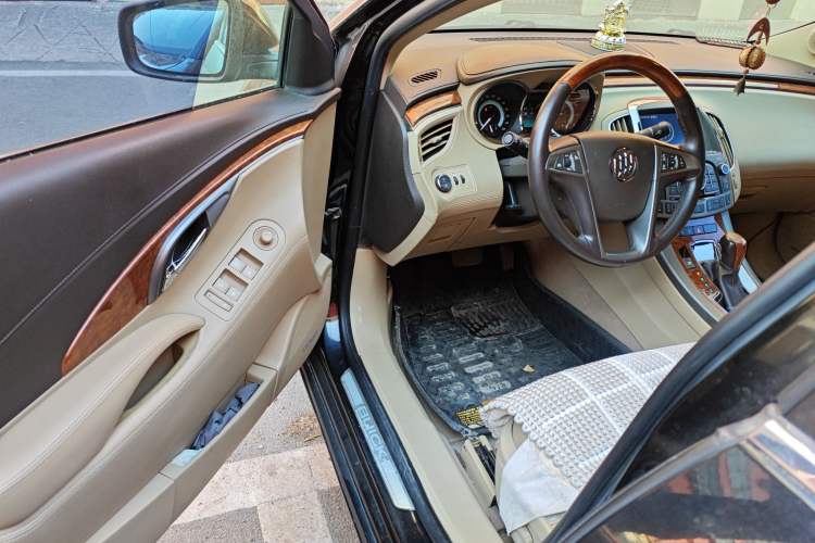 Used Buick LaCrosse 2012 2.4L SIDI Luxury Edition
