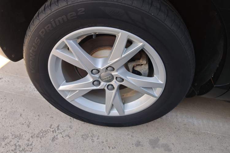 Used Audi Q3 2017 30 TFSI Fashion Model
