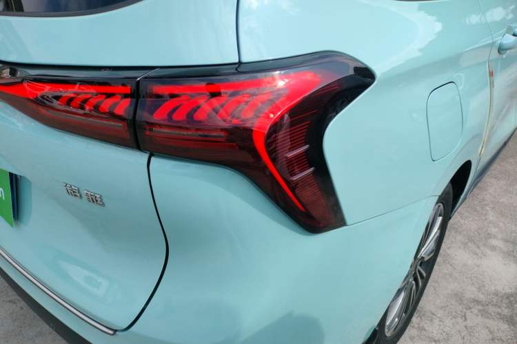 Used FORTHING Yacht 2022 1.5T DCT Chasing-the-Waves Edition