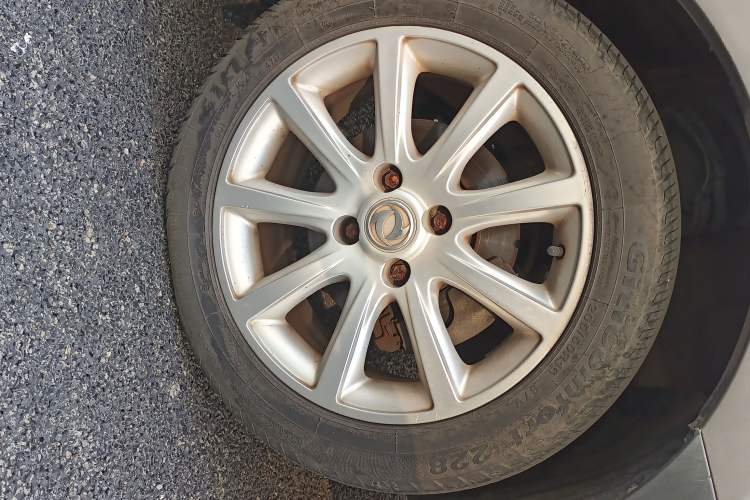 Used Dongfeng Aeolus H30 2013 CROSS 1.5L Manual Luxury Model