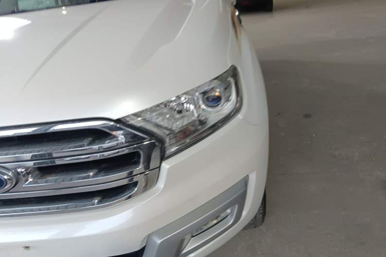 Used Ford Everest 2016 2.0T Gasoline Automatic 4x4 Luxury Edition
