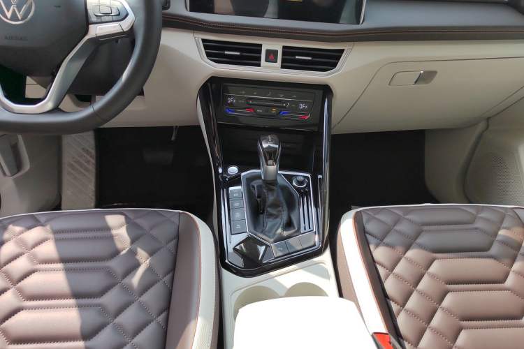 Used Volkswagen Tayron 2023 330TSI Two-Wheel-Drive Luxury Plus Advanced Version