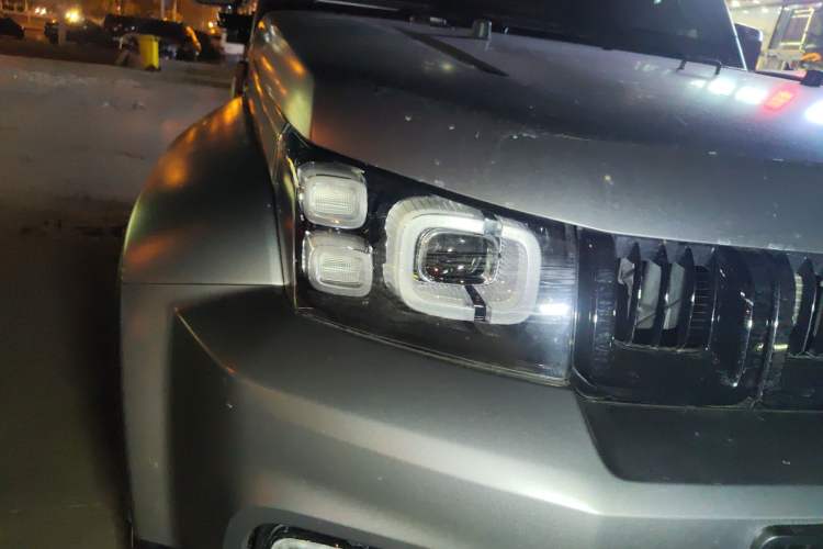 Used BAIC Off-Road BJ40 2023 2.0T Automatic Four-Wheel Drive Ring of the Tower Champion Edition
