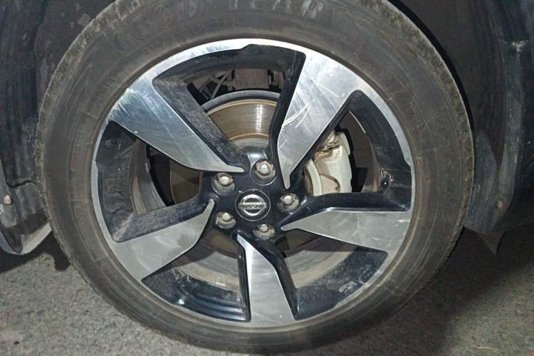 Used Nissan Qashqai 2017 2.0L CVT Luxury Edition China V Standard Right Front Wheel Hub