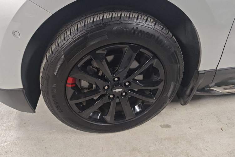 Used Chevrolet Equinox 2018 Redline 550T Automatic All-Wheel-Drive Trailblazer RS Edition
