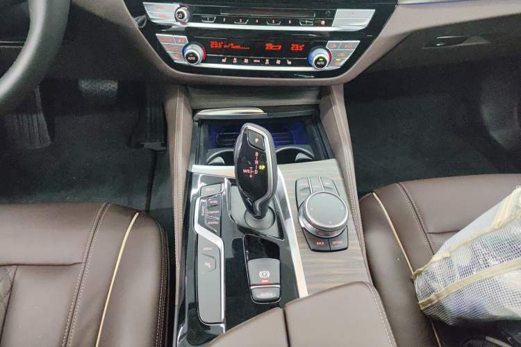 Used BMW 5 Series New Energy 2019 530Le Luxury Package