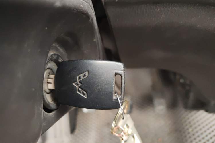 Used Wuling Rongguang 2015 1.2L S Base Model CNG