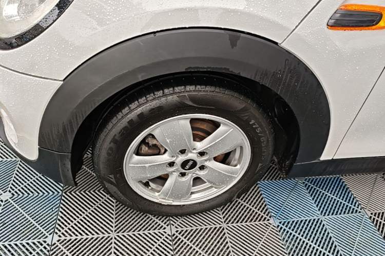 Used MINI 2014 1.2T ONE
