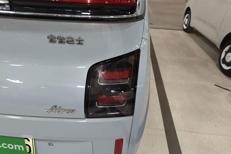 Used Wuling Air ev 2023 - Four Seats - Advanced Edition
