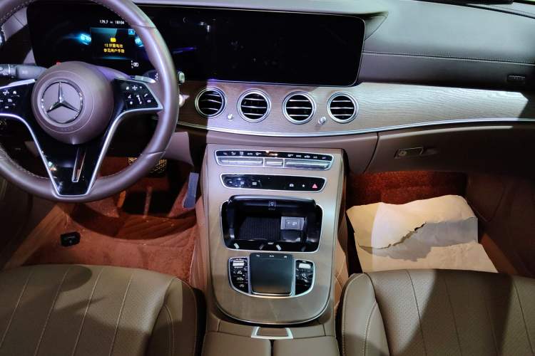 Used Mercedes-Benz E-Class 2023 Updated E 300 L Fashion Edition