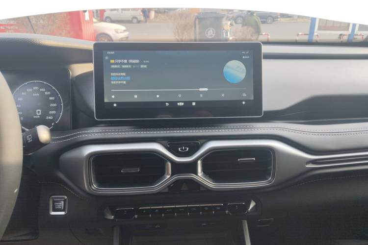 Used Geely Auto Haoyue 2020 1.8TD DCT Luxury 7-Seater
