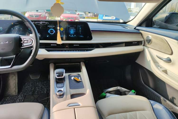 Used Chery Arrizo 8 2022 1.6T DCT Ya Audio And AC Panel