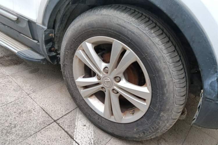 Used HYOSOW S3 2014 1.5L Luxury Version China IV Emission Standard