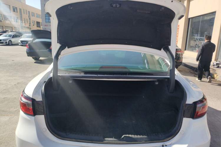 Used Mazda Atenza 2020 2.5L Sky Blue Prestige Edition
