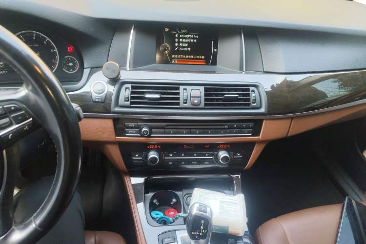 Used BMW 5 Series 2017 525Li Leading Model