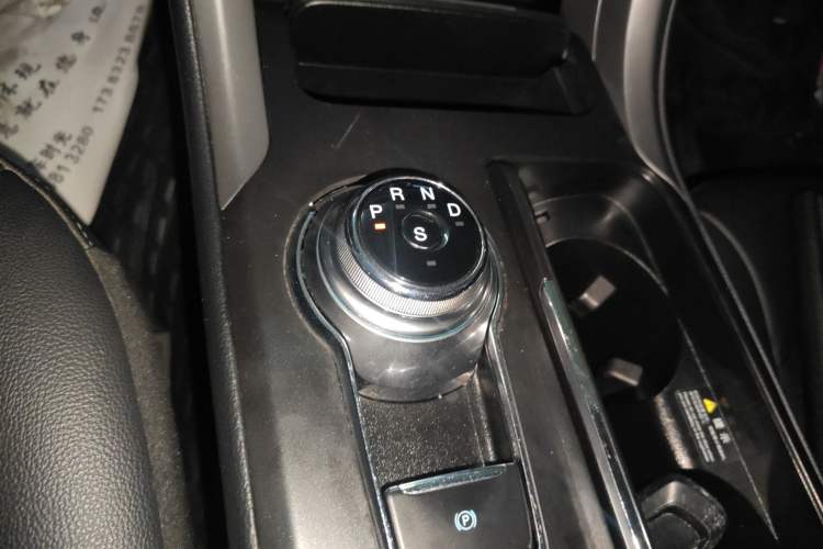 Used Ford Mondeo 2018 EcoBoost 180 Smart Control Fashion Model China V Standard Gear Lever
