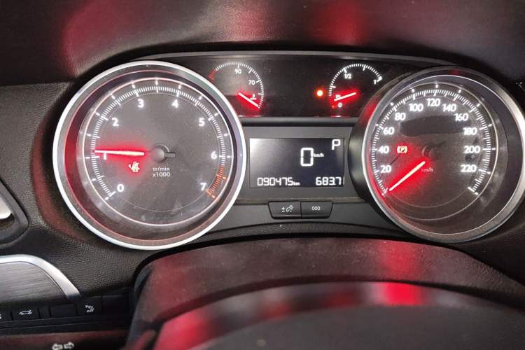 Used Peugeot 408 2016 1.6T Automatic Luxury Edition Instrument Cluster