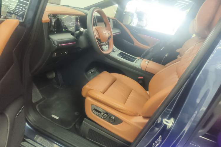 Used GAC Trumpchi Xiangwang M8 2025 Kunkun Series Ultra First-Class Cabin Left Front Seat