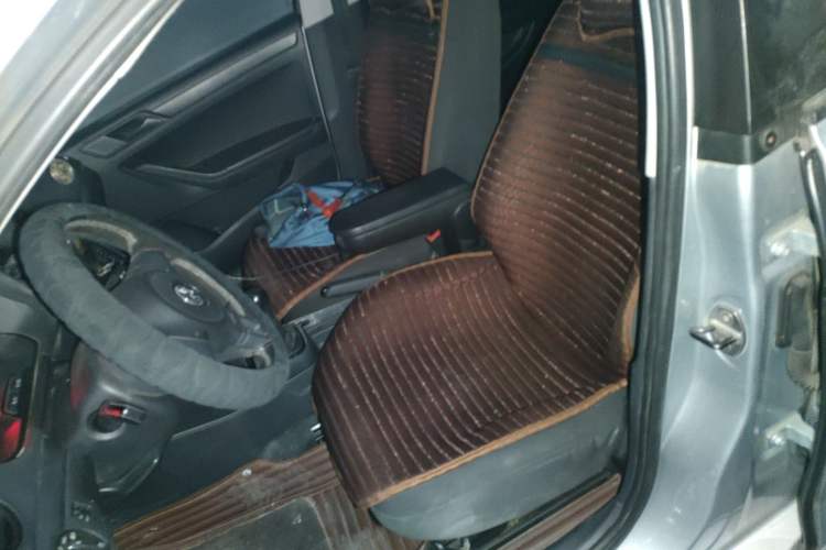 Used Volkswagen Jetta 2013 1.4L Manual Fashion Model Left Front Seat