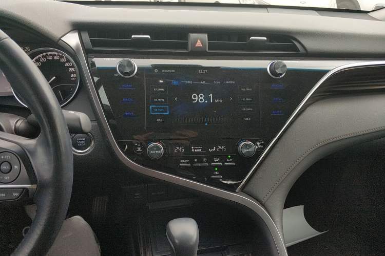 Used Toyota Camry 2019 2.0G Luxury Edition China VI Standard
