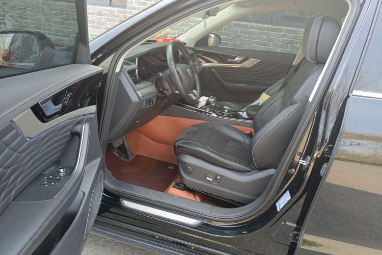 Used Hongqi HS5 2022 Revised Version 2.0T Smart Connect Flagship Edition
