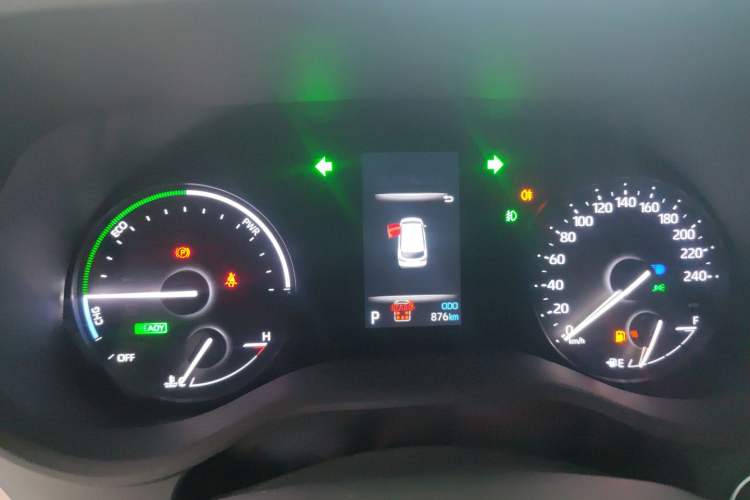 Used Toyota Granvia 2026 Model 2.5L Hybrid Comfort Edition
