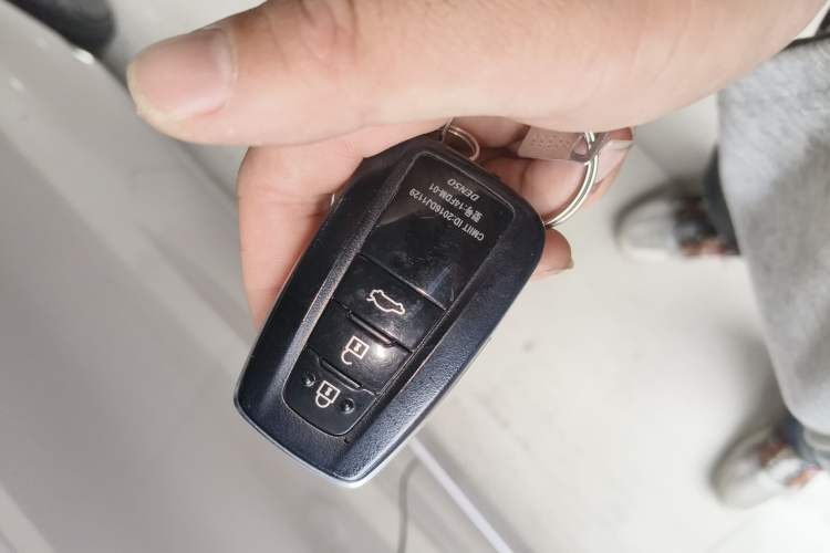 Used Toyota Camry 2019 Revised Version 2.0G Luxury Edition
