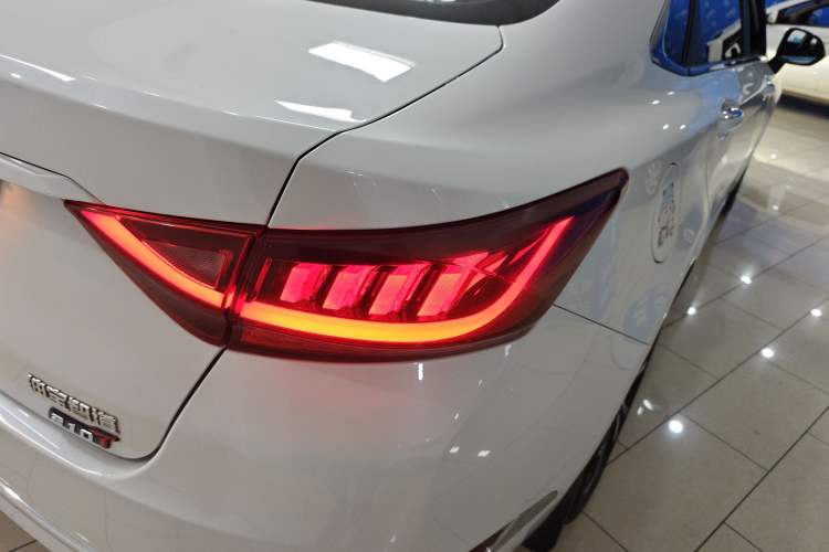 Used BAIC Beijing U7 2019 1.5T Manual Elite Version China VI