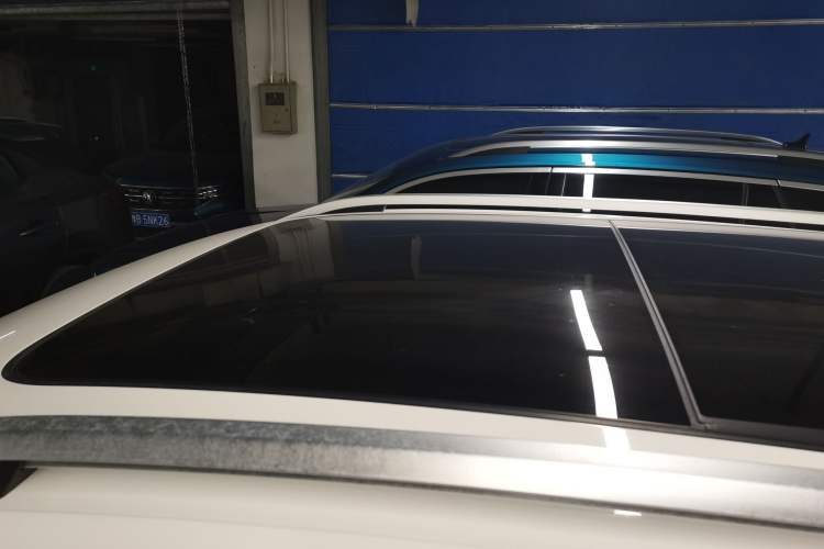 Used Volkswagen Tharu 2022 280TSI Two-Wheel-Drive Luxury Edition Roof