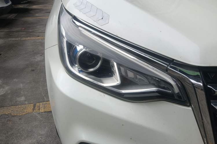 Used Venucia T70 2018 2.0L CVT Smart Edition