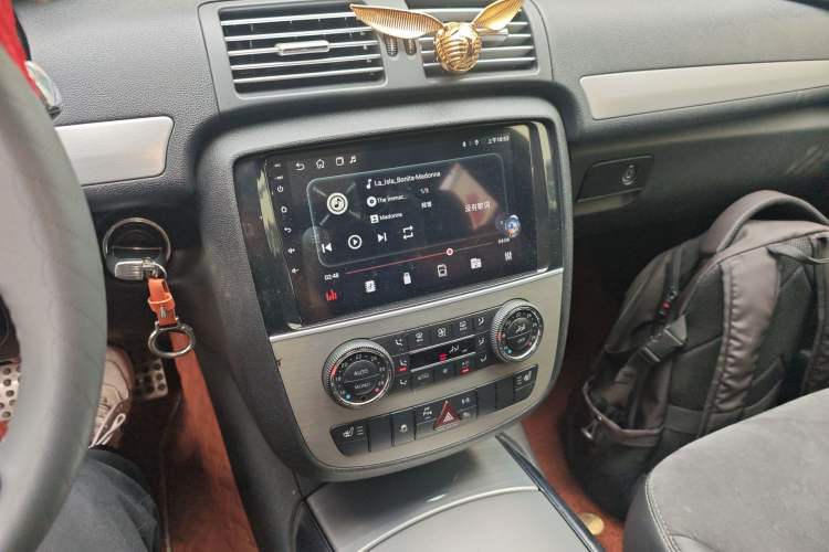 Used Mercedes-Benz R-Class 2014 R 320 4MATIC Business Model
