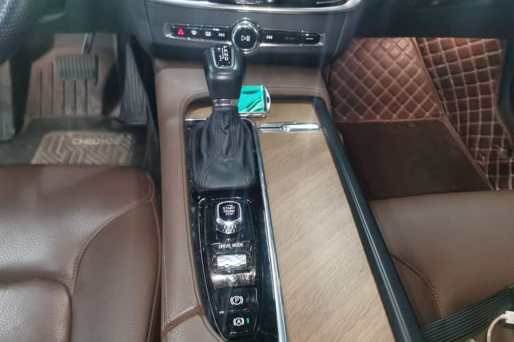 Used Volvo S90 2020 Facelifted T5 Zhiyi Luxury Edition