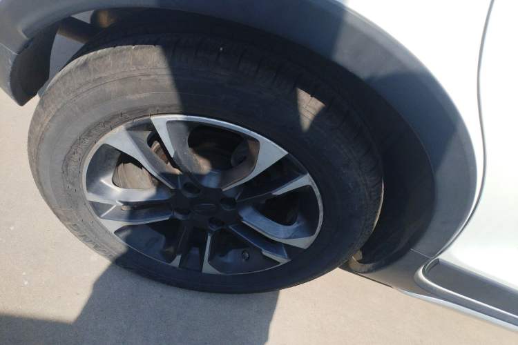 Used Geely Auto Vision X3 2019 Upgraded Model 1.5L CVT Prestige Version Right Rear Wheel Hub