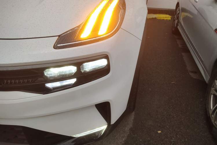 Used Lynk & Co 06 EM-P 2020 PHEV Plus Left Front Headlight