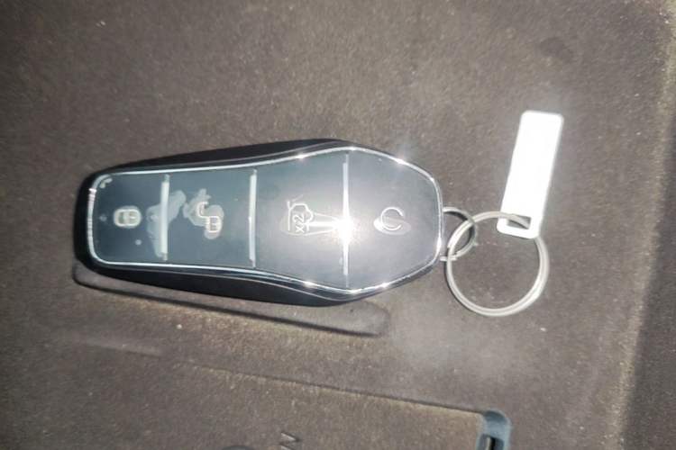 Used BYD Song L DM-i 2025 Intelligent Driving Version 112 km Beyond-Range Type