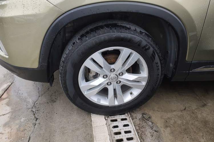 Used Changan CS75 2016 1.8T Automatic Elite Model China V Standard
