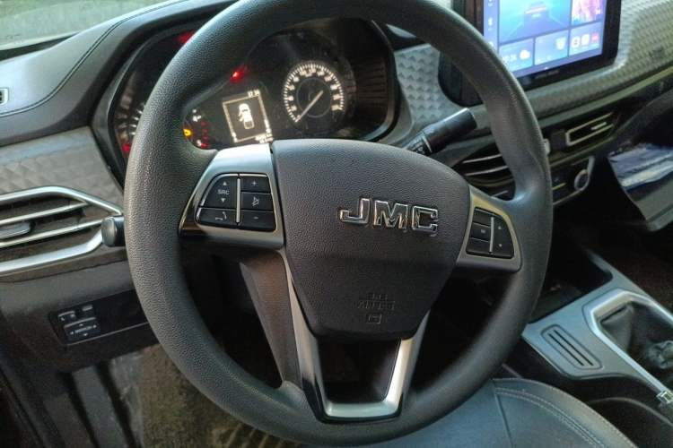 Used JMC Baodian 2020 2.5T Diesel Two-Wheel Drive Comfort Edition Long Wheelbase JX4D25A6L