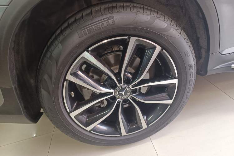 Used Mercedes-Benz GLC 2020 Facelift GLC 300 L 4MATIC Dynamic Edition Right Rear Wheel Hub