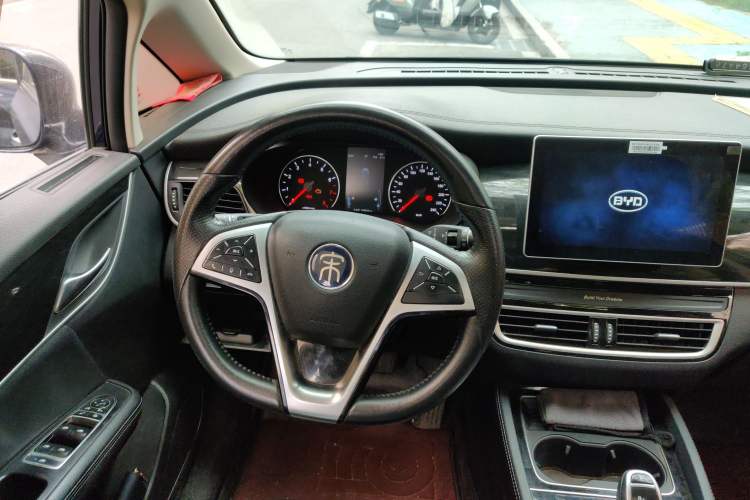 Used BYD Song MAX 2019 1.5T Automatic Smart Connect Ruiyi Sunroof Version 6 Seats China VI Standard Steering Wheel