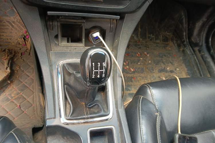 Used Geely Auto Emgrand 2017 Sedan Million Edition 1.5L Manual - Upward Version Gear Lever