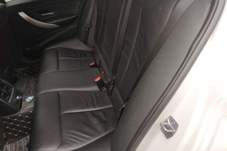 Used BMW 3 Series 2014 320i Sport Edition