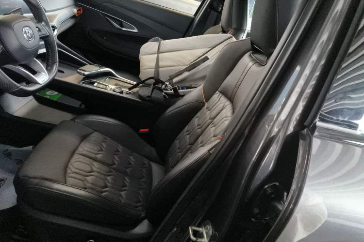 Used Changan UNI-T 2022 2.0T Prestige Version
