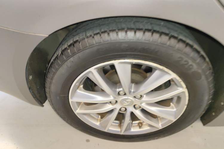 Used Infiniti Q50L 2016 2.0T Enjoyment Edition Right Rear Wheel Hub