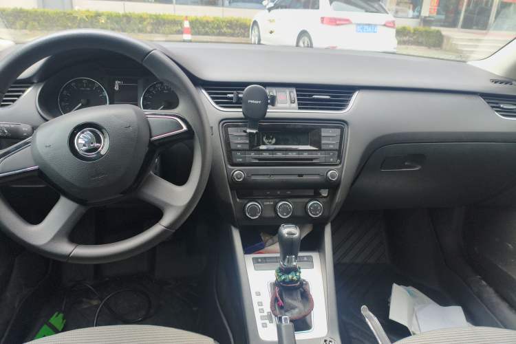 Used Skoda Octavia 2016 1.6L Automatic Chuanxing Edition