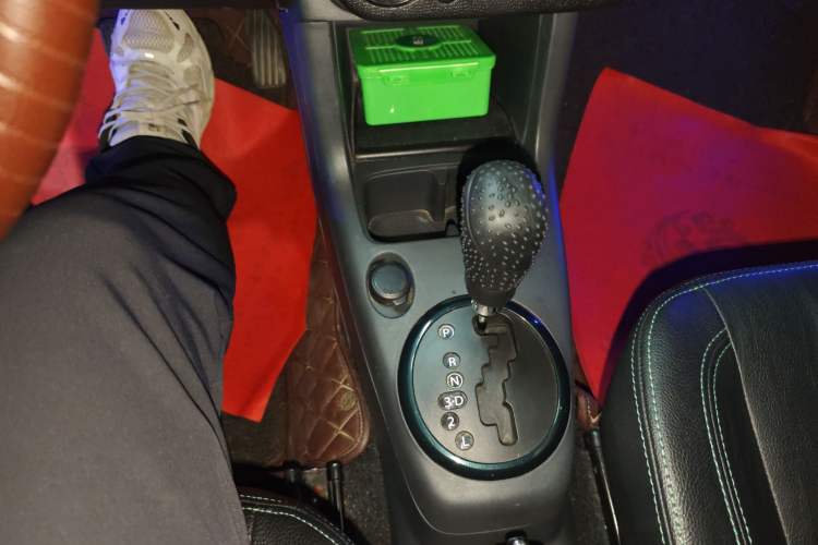 Used Suzuki Swift 2016 1.5L Automatic Fashionable Coolplay Edition
