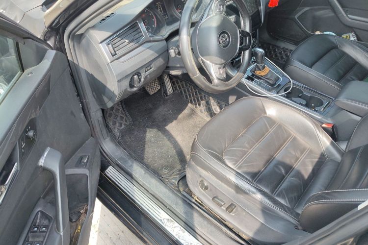 Used Volkswagen Passat 2017 330TSI DSG Luxury Edition