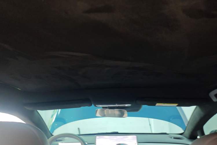 Used Nissan N7 2025 625 Max Headliner